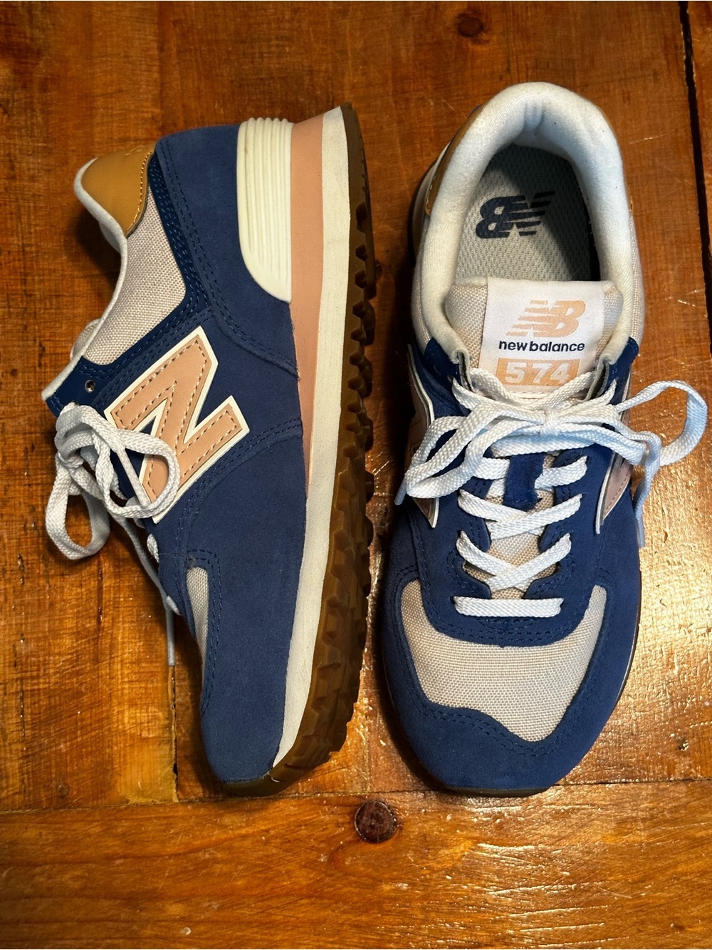 New Balance Navy & Blush 574 Sneakers